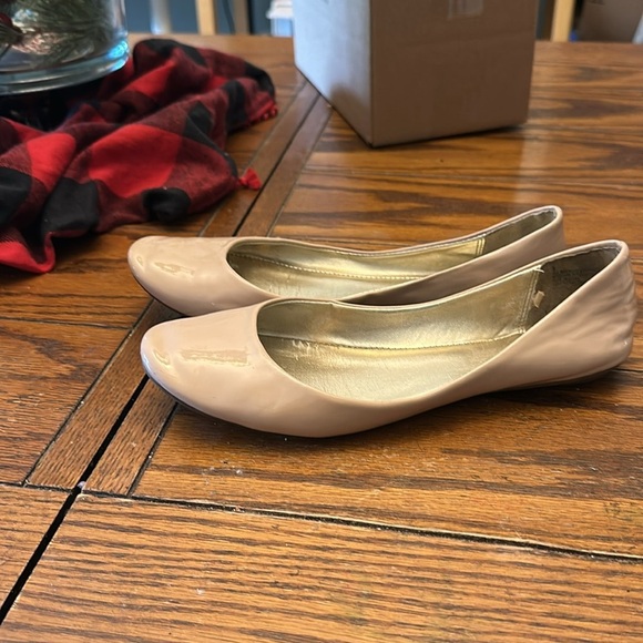 Xhilaration Nude blush ballet flats size 9 - Picture 4 of 11